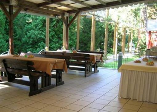 фото отеля Fenyves Hotel Bekescsaba