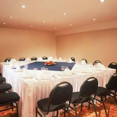 фото отеля Fiesta Inn Toluca Centro