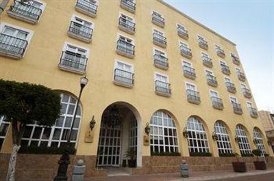 фото отеля Fiesta Inn Toluca Centro