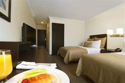 фото отеля Fiesta Inn Toluca Centro