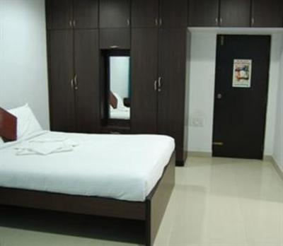 фото отеля Shylee Niwas Hotel