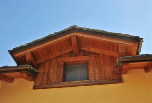 фото отеля Affittacamere Les Noyers