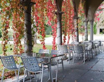 фото отеля Schloss Muenchenwiler