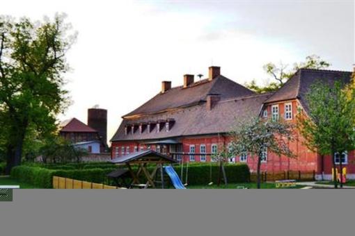 фото отеля Schloss Rothenklempenow