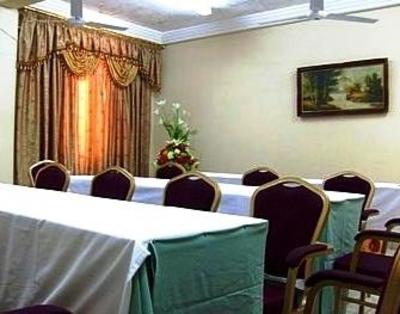 фото отеля Yegoala Hotel Kumasi