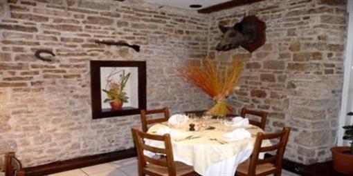 фото отеля Hotel-Restaurant La Truite de la Loue