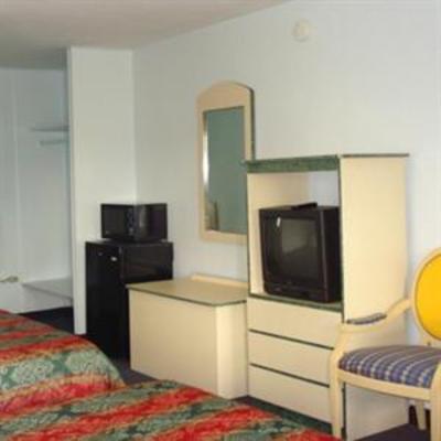 фото отеля Economy Inn West Palm Beach