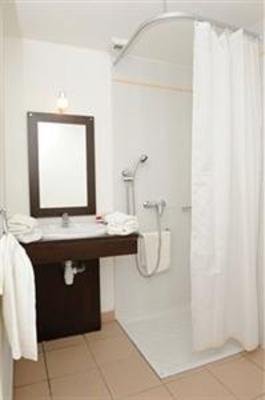 фото отеля Sejours & Affaires Les Rives Du Leman Aparthotel Gex