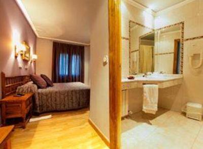 фото отеля Hostal Gran Duque Piedrahita