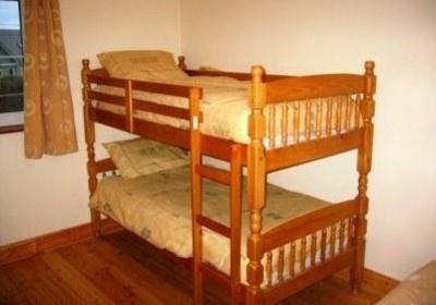 фото отеля Portmagee Hostel