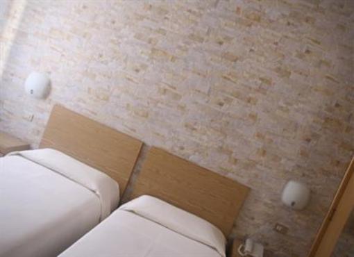 фото отеля Hotel Vittoria Levico Terme