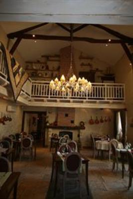 фото отеля Logis Le Vieux Chateau