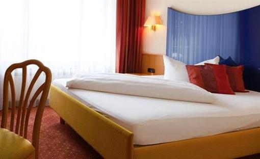 фото отеля Hessischer Hof Hotel