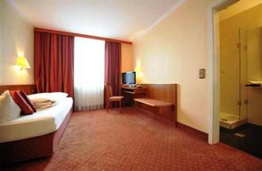 фото отеля Hessischer Hof Hotel
