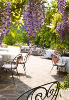 фото отеля Kendov Dvorec Hotel Idrija