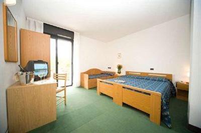 фото отеля Hotel Helvetia Lignano Sabbiadoro