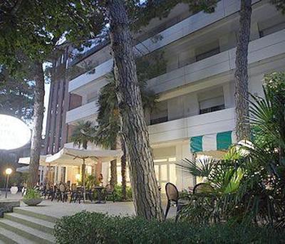 фото отеля Hotel Helvetia Lignano Sabbiadoro
