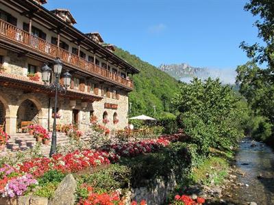 фото отеля Hotel del Oso Camaleno