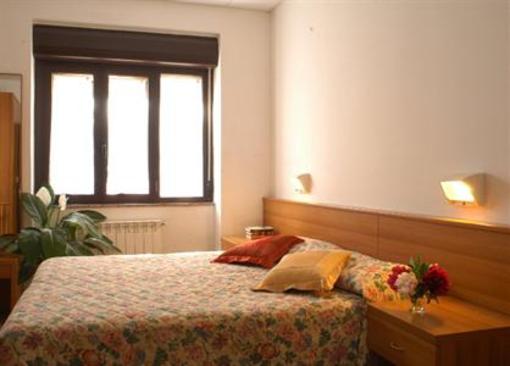 фото отеля Hotel Milano Abbadia San Salvatore