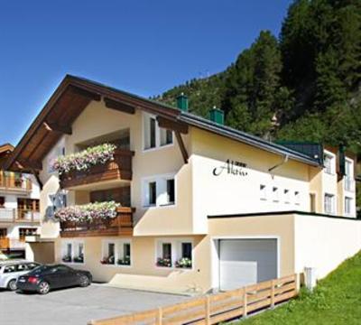 фото отеля Villa Alpin