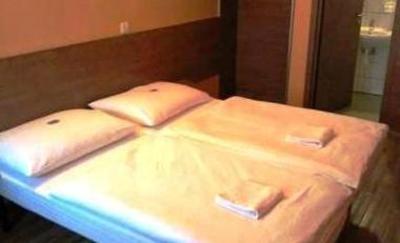 фото отеля Motel Stop and Sleep Gyor