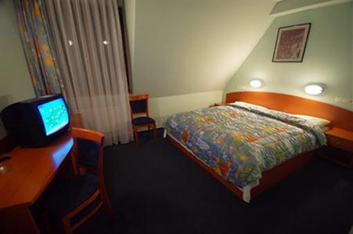 фото отеля Relax Hotel Fim
