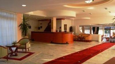 фото отеля Hotel Makpetrol Struga