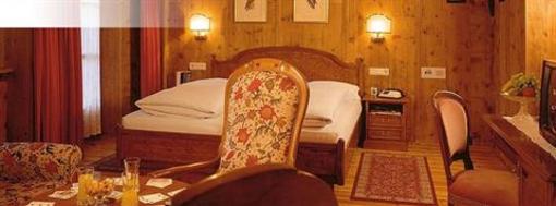фото отеля Hotel Gruner Baum Brixen