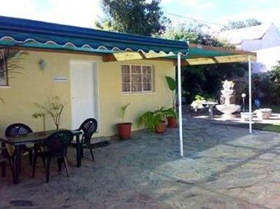 фото отеля Stemar Self Catering Guest House Graaff-Reinet