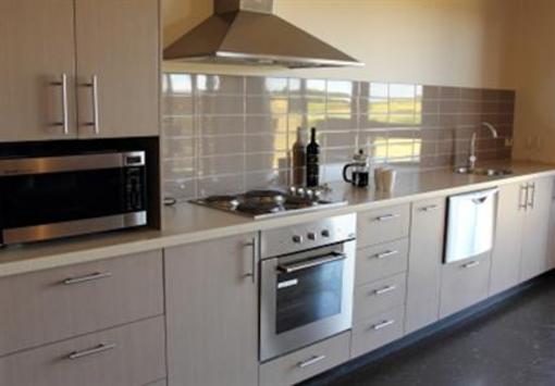 фото отеля Barwon Heads Resort at 13th Beach