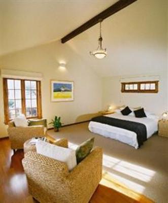 фото отеля Owen River Lodge