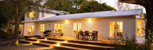 фото отеля Owen River Lodge