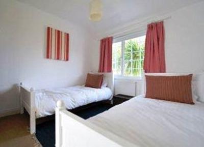 фото отеля Rosevine Guest House Truro