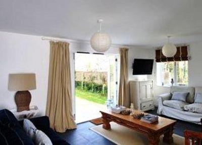фото отеля Rosevine Guest House Truro