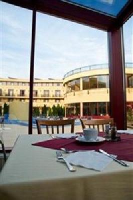 фото отеля Hotel Kapitany Wellness
