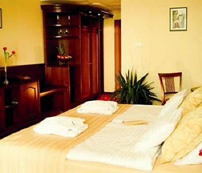фото отеля Hotel Kapitany Wellness