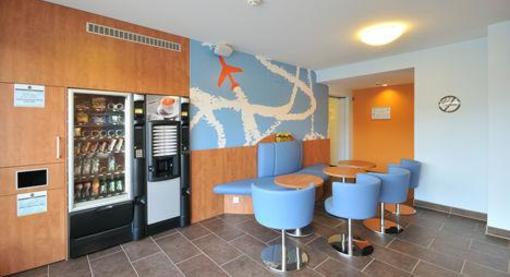 фото отеля B&B Hotel Baden Airpark Rheinmünster