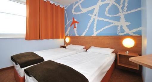 фото отеля B&B Hotel Baden Airpark Rheinmünster