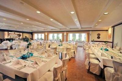 фото отеля Hotel Dreimädelhaus Espelkamp