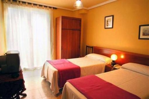фото отеля Hostal Ciudad De Najera