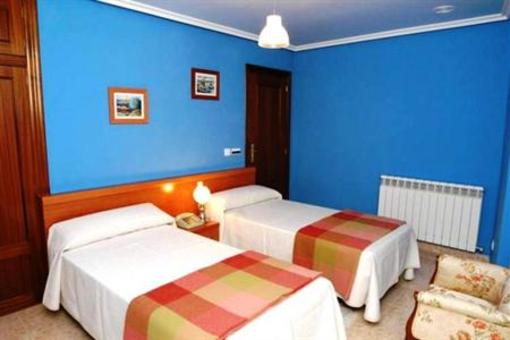 фото отеля Hostal Ciudad De Najera
