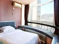 Cyts Holiday Hotel