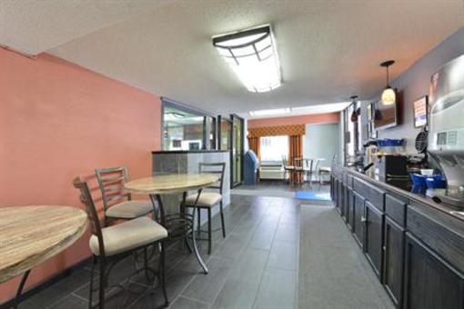 фото отеля Americas Best Value Inn Independence Kansas City