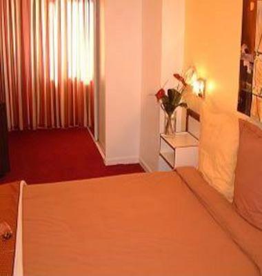 фото отеля Hotel Bellevue Bagneres-de-Luchon