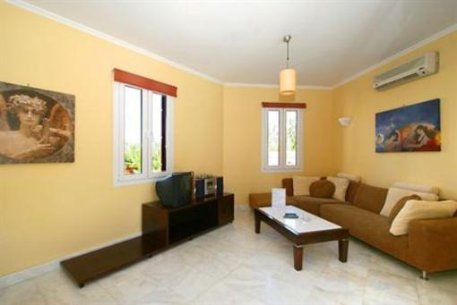 фото отеля Daphnis Villas