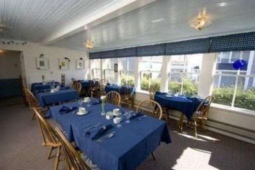 фото отеля Blue Harbor House