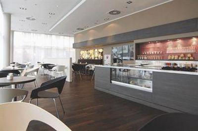 фото отеля Park Inn by Radisson Linz