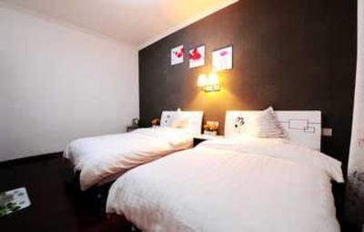 фото отеля Xinyuange Holiday Inn