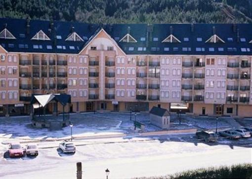 фото отеля Altur 5 Apartamentos Jaca