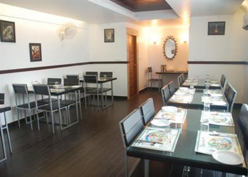 фото отеля Hotel Embassy Siliguri